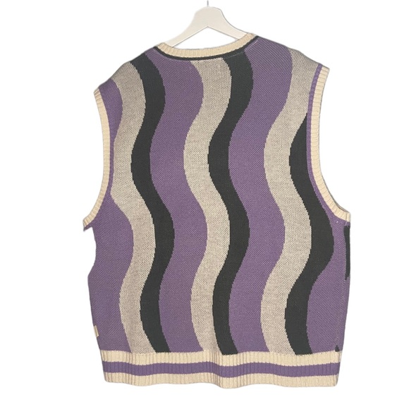 Urban Outfitters Optic Knit Sweater Vest - Picture 5 of 9